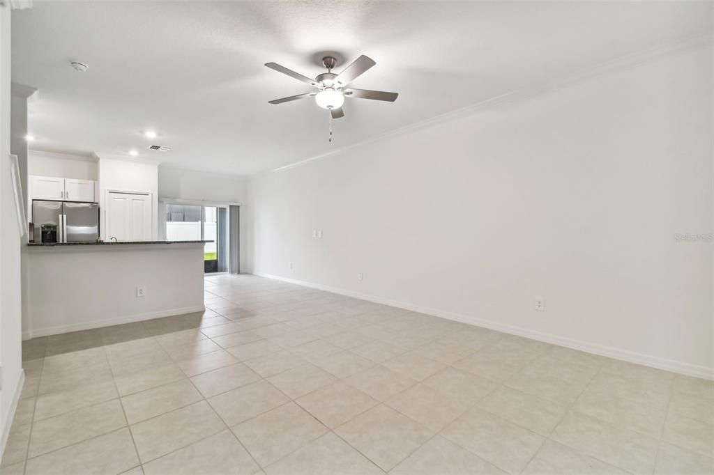 Active With Contract: $1,950 (3 beds, 2 baths, 1634 Square Feet)