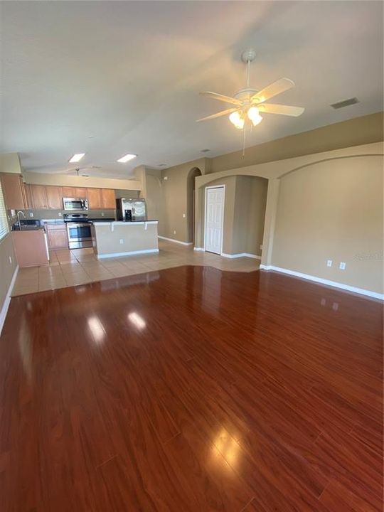 For Rent: $3,100 (3 beds, 2 baths, 2040 Square Feet)