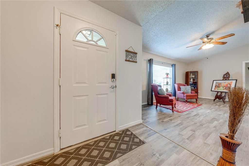 For Sale: $462,000 (4 beds, 2 baths, 1798 Square Feet)