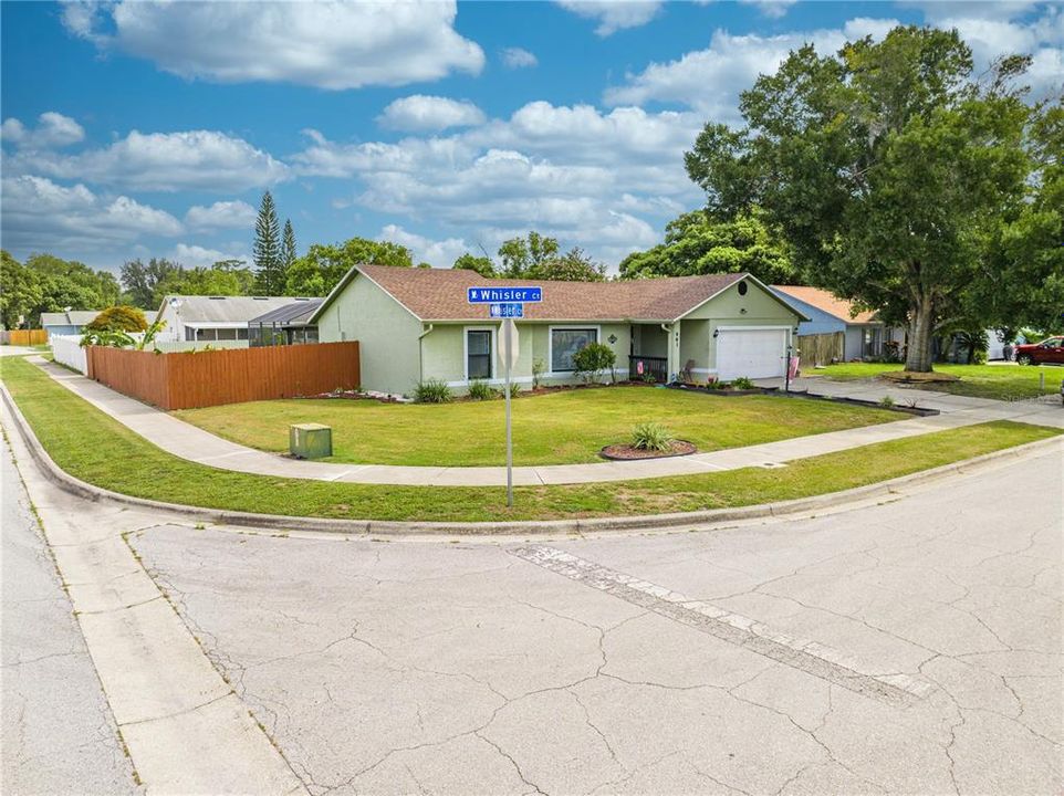 For Sale: $462,000 (4 beds, 2 baths, 1798 Square Feet)