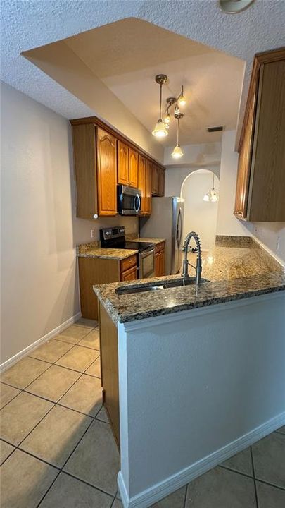 For Rent: $2,150 (2 beds, 2 baths, 1442 Square Feet)