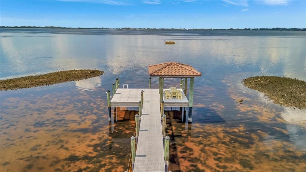 Private gated space with Dock (picture taken at LOW tide)