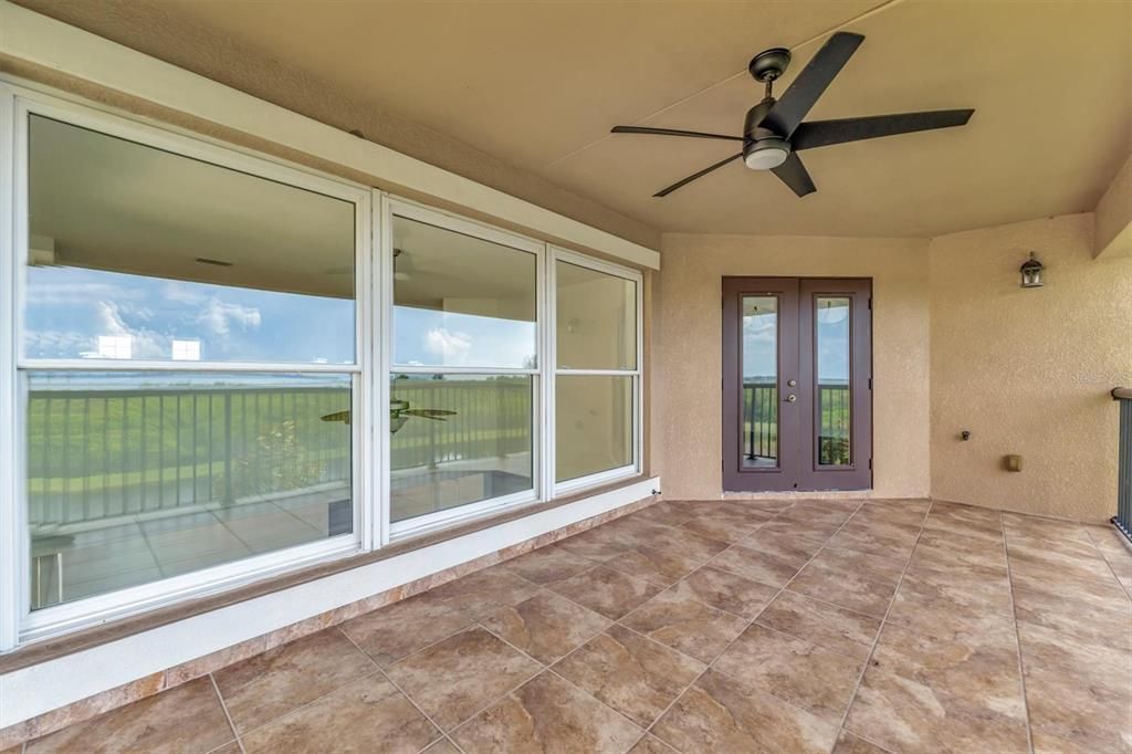 3rd Floor Lanai and view