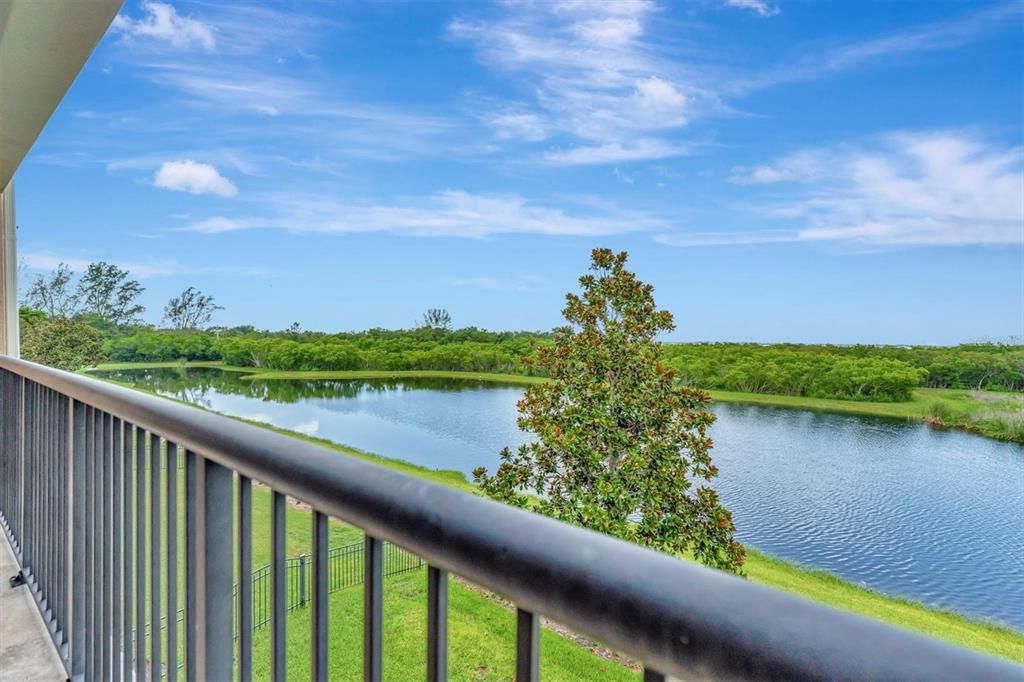 2nd Floor Lanai and view!