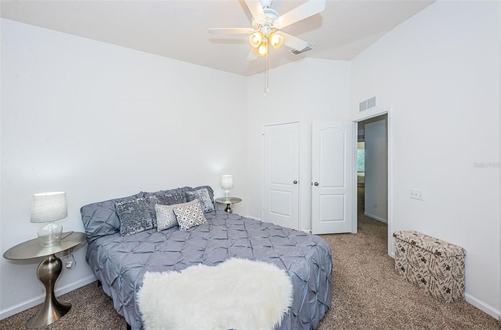 For Sale: $275,000 (3 beds, 2 baths, 1588 Square Feet)