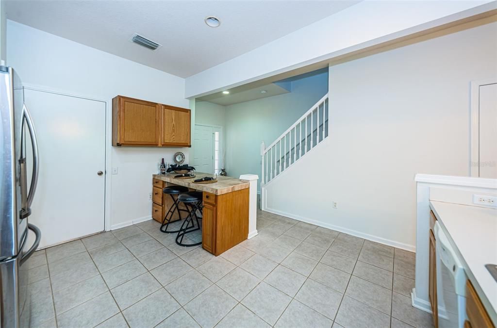 For Sale: $275,000 (3 beds, 2 baths, 1588 Square Feet)