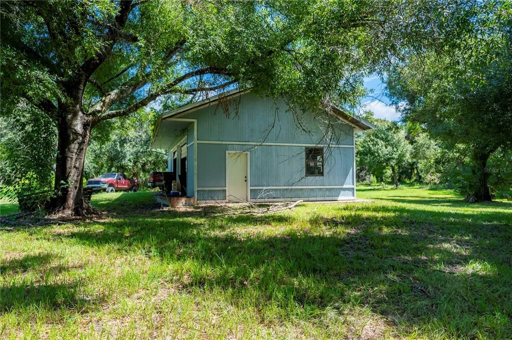 For Sale: $925,000 (3 beds, 4 baths, 4201 Square Feet)