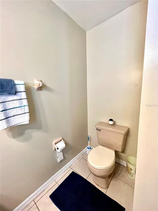 Active With Contract: $264,400 (2 beds, 2 baths, 1172 Square Feet)