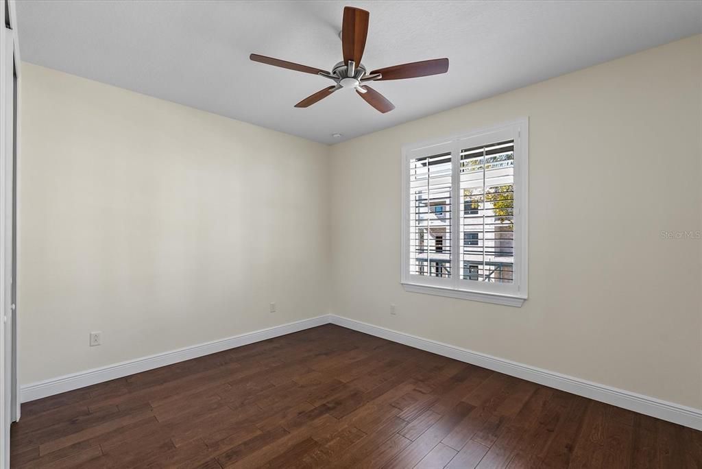 Active With Contract: $4,995 (3 beds, 2 baths, 2115 Square Feet)