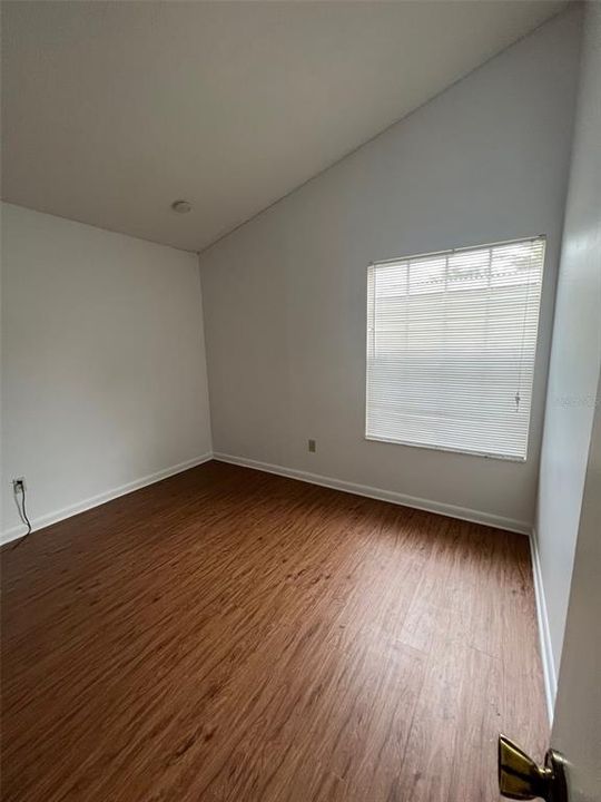 For Rent: $1,950 (2 beds, 2 baths, 999 Square Feet)