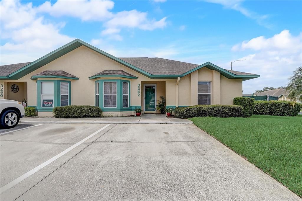 Vendido Recientemente: $259,900 (2 camas, 2 baños, 1038 Pies cuadrados)