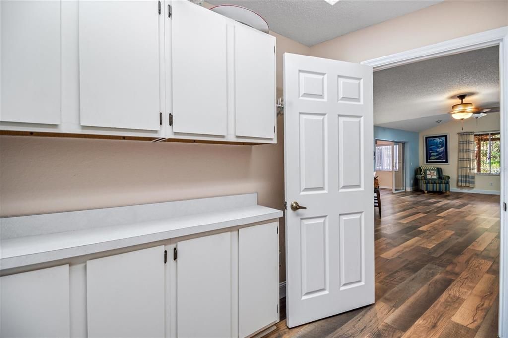 Active With Contract: $479,000 (3 beds, 2 baths, 3048 Square Feet)