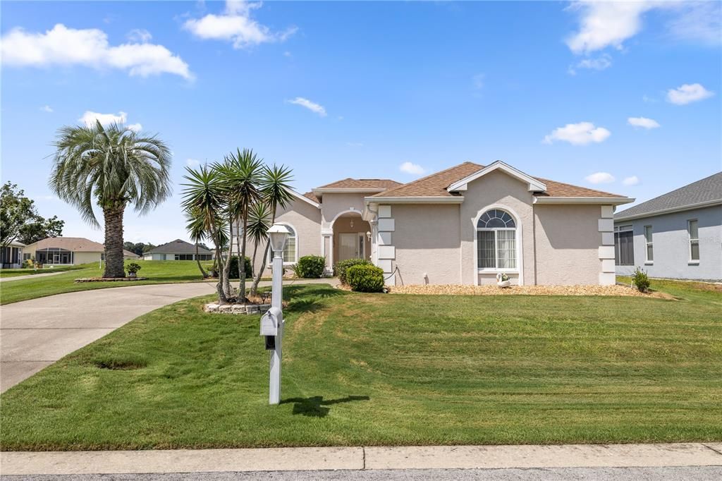 For Sale: $279,400 (3 beds, 2 baths, 1710 Square Feet)