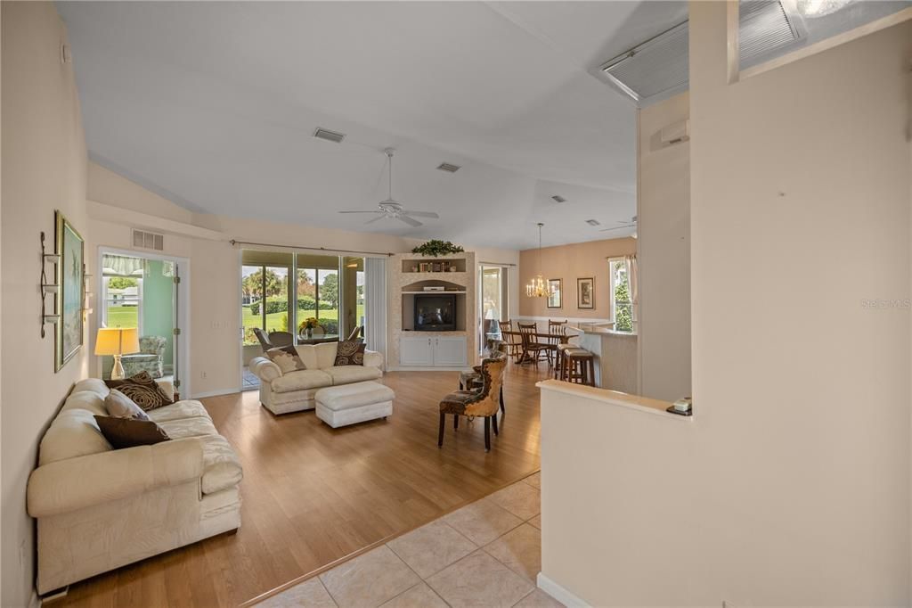 For Sale: $279,400 (3 beds, 2 baths, 1710 Square Feet)