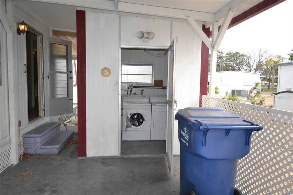 For Sale: $85,000 (2 beds, 2 baths, 720 Square Feet)