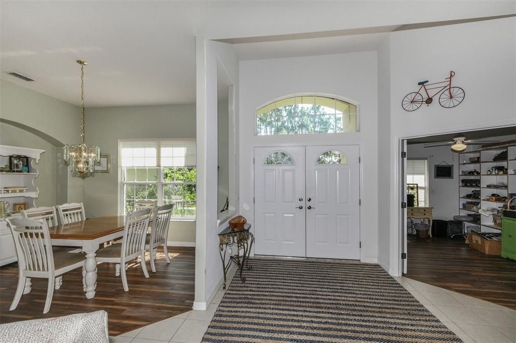 Active With Contract: $469,900 (3 beds, 2 baths, 2504 Square Feet)