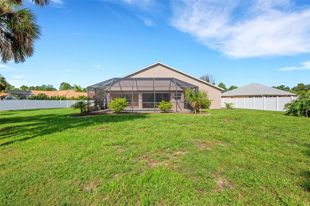 Active With Contract: $499,900 (4 beds, 3 baths, 2567 Square Feet)