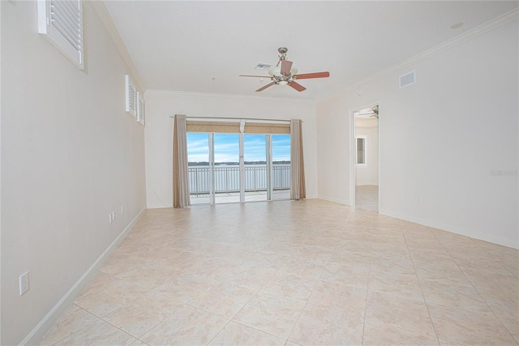 Active With Contract: $4,500 (3 beds, 2 baths, 2549 Square Feet)