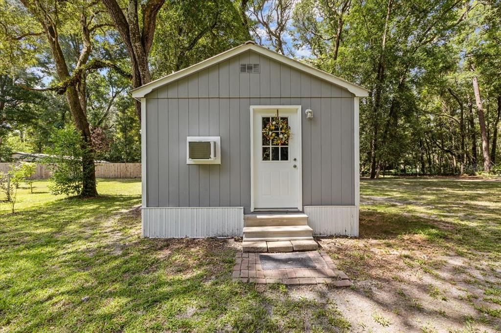 Active With Contract: $359,900 (3 beds, 2 baths, 1800 Square Feet)