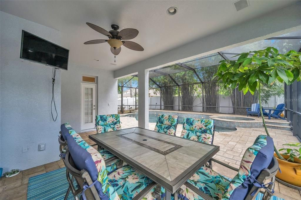 Active With Contract: $599,900 (5 beds, 3 baths, 3076 Square Feet)