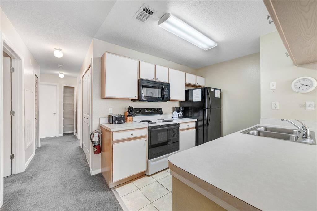 For Sale: $263,900 (3 beds, 2 baths, 1357 Square Feet)