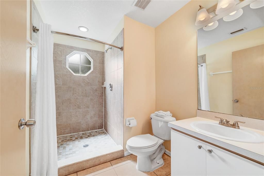 For Sale: $261,900 (3 beds, 2 baths, 1357 Square Feet)