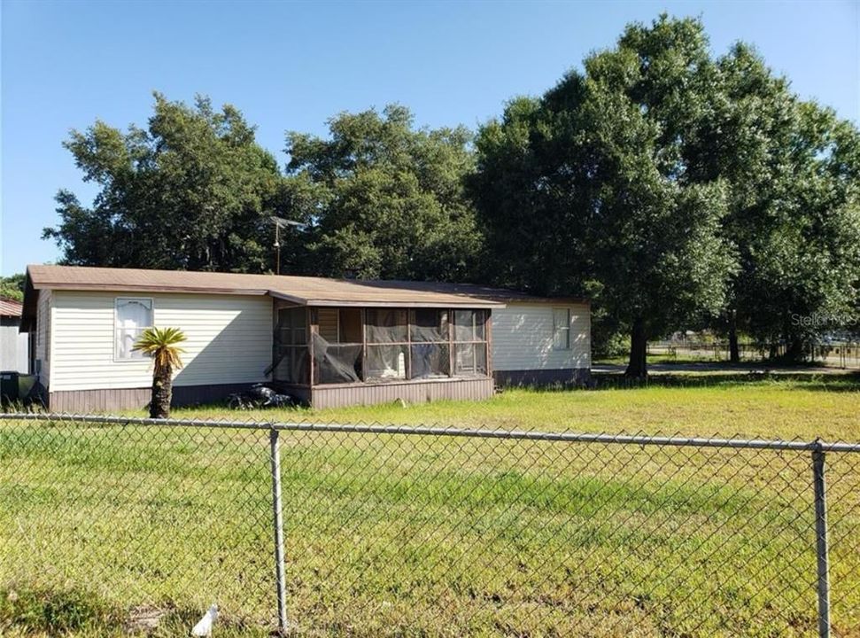 Recently Sold: $131,000 (3 beds, 2 baths, 1248 Square Feet)