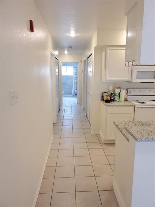 For Rent: $2,000 (3 beds, 2 baths, 1251 Square Feet)