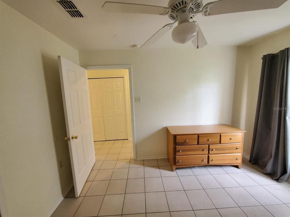 For Rent: $2,000 (3 beds, 2 baths, 1251 Square Feet)