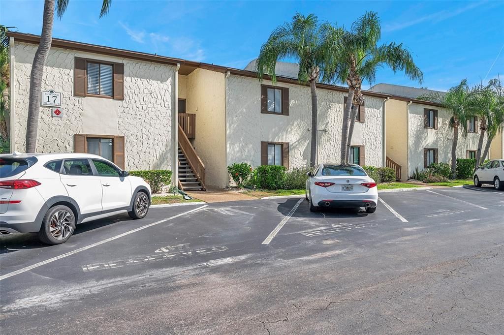 Active With Contract: $150,000 (1 beds, 1 baths, 790 Square Feet)