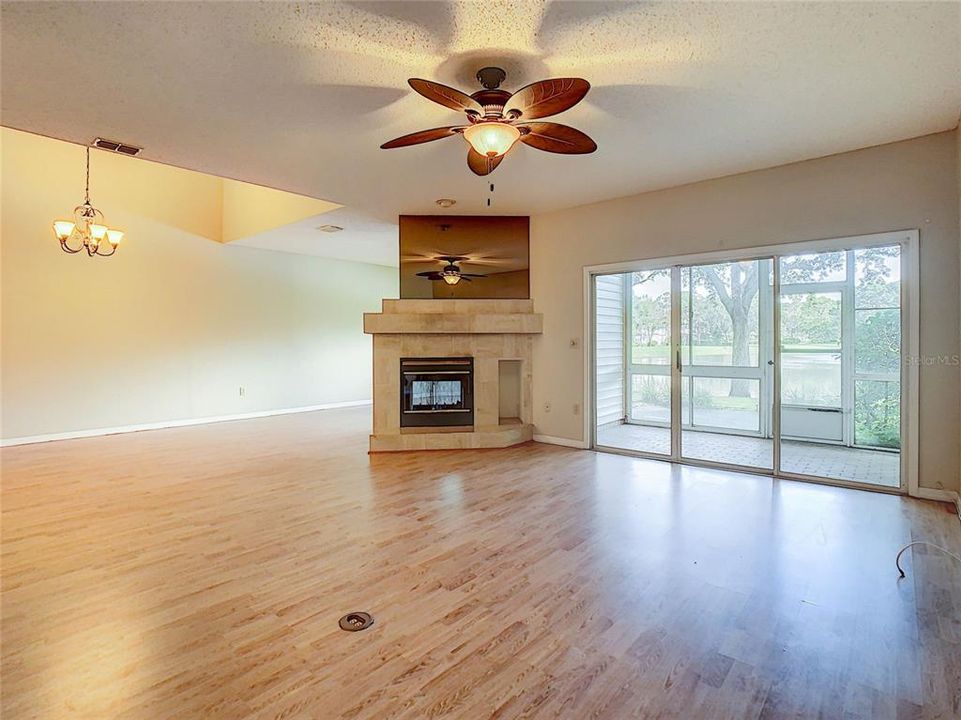 Open Floorplan with 2 sided fireplace