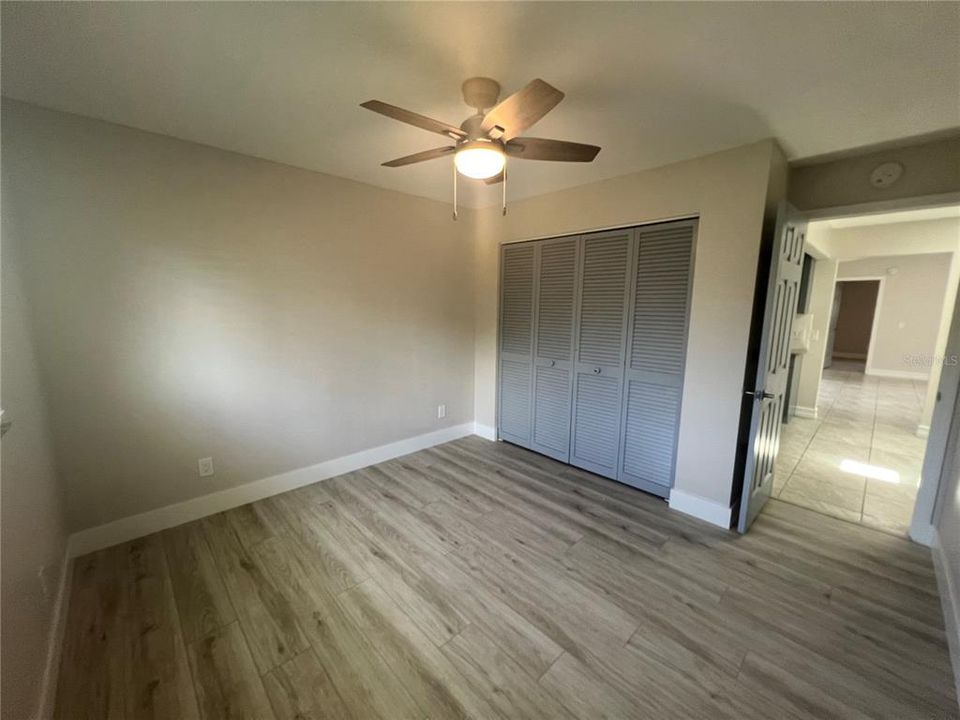 Active With Contract: $1,800 (3 beds, 2 baths, 1570 Square Feet)