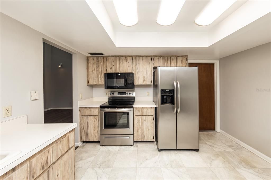 For Sale: $277,500 (3 beds, 2 baths, 1230 Square Feet)