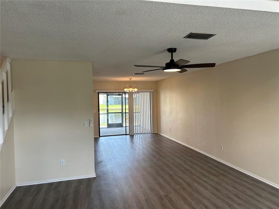 For Rent: $1,850 (2 beds, 1 baths, 1324 Square Feet)