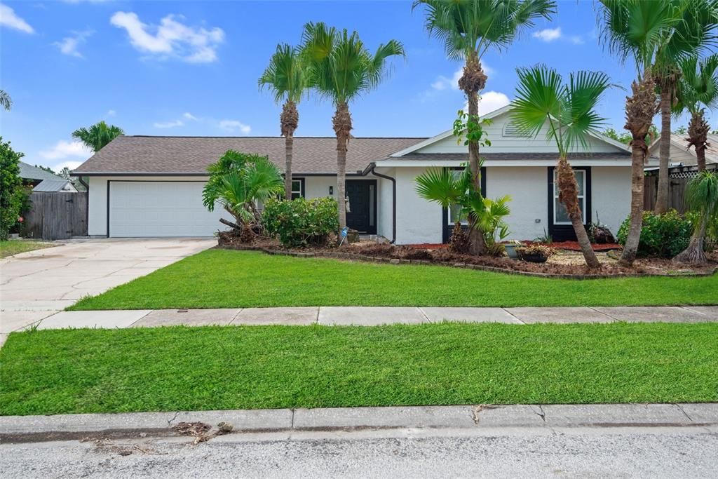 Recently Sold: $399,000 (4 beds, 2 baths, 1334 Square Feet)