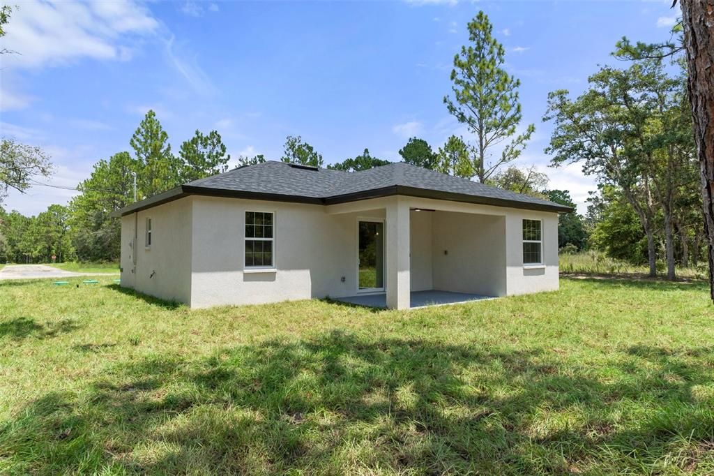 Active With Contract: $318,900 (3 beds, 2 baths, 1545 Square Feet)