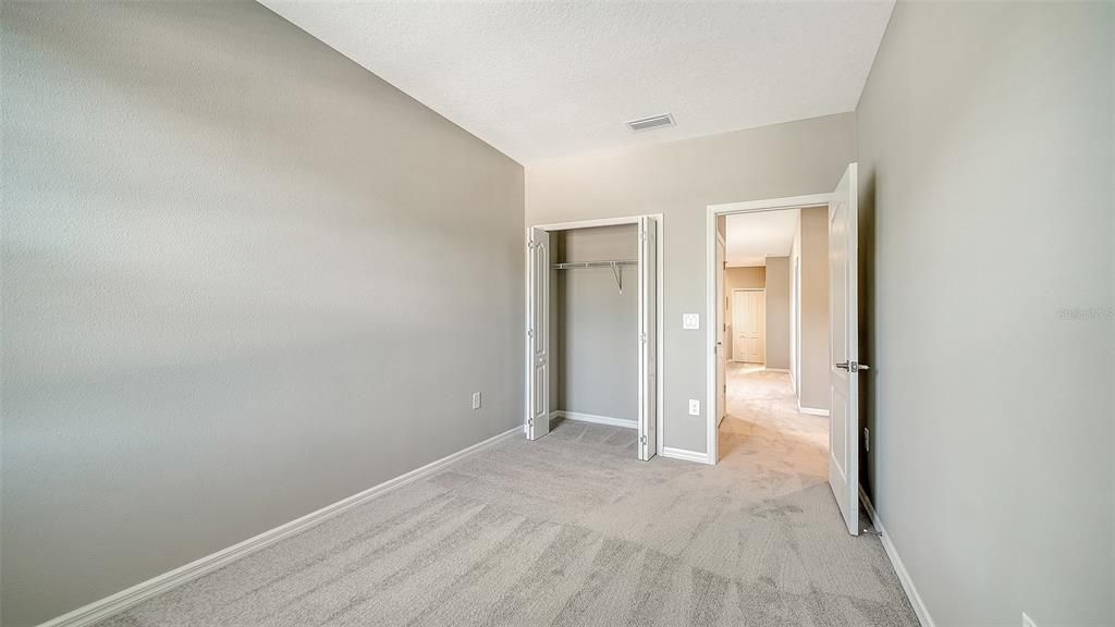 Под контрактом: $394,990 (3 спален, 2 ванн, 1790 Квадратных фут)