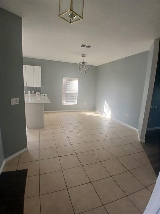 For Rent: $2,300 (3 beds, 2 baths, 1608 Square Feet)