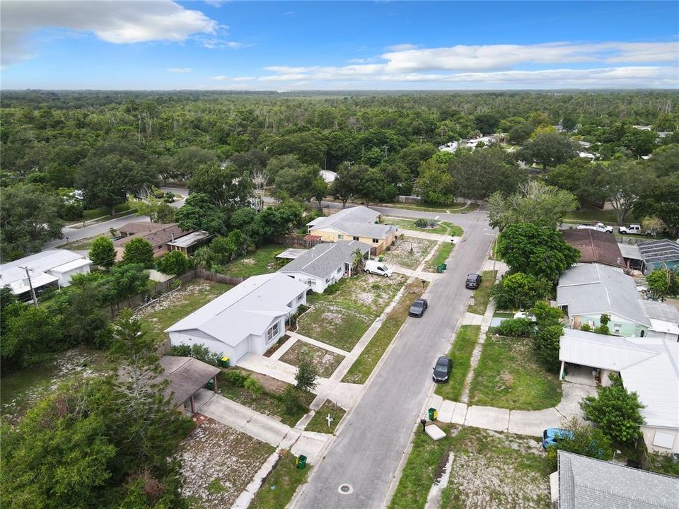 For Sale: $286,000 (3 beds, 2 baths, 1397 Square Feet)