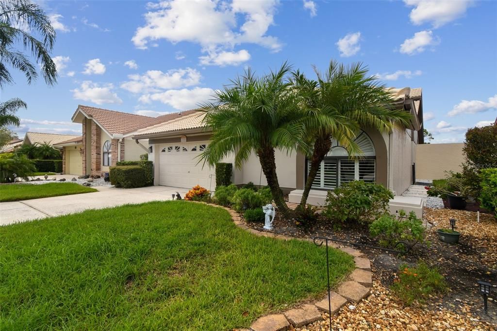 Active With Contract: $529,900 (4 beds, 2 baths, 1632 Square Feet)