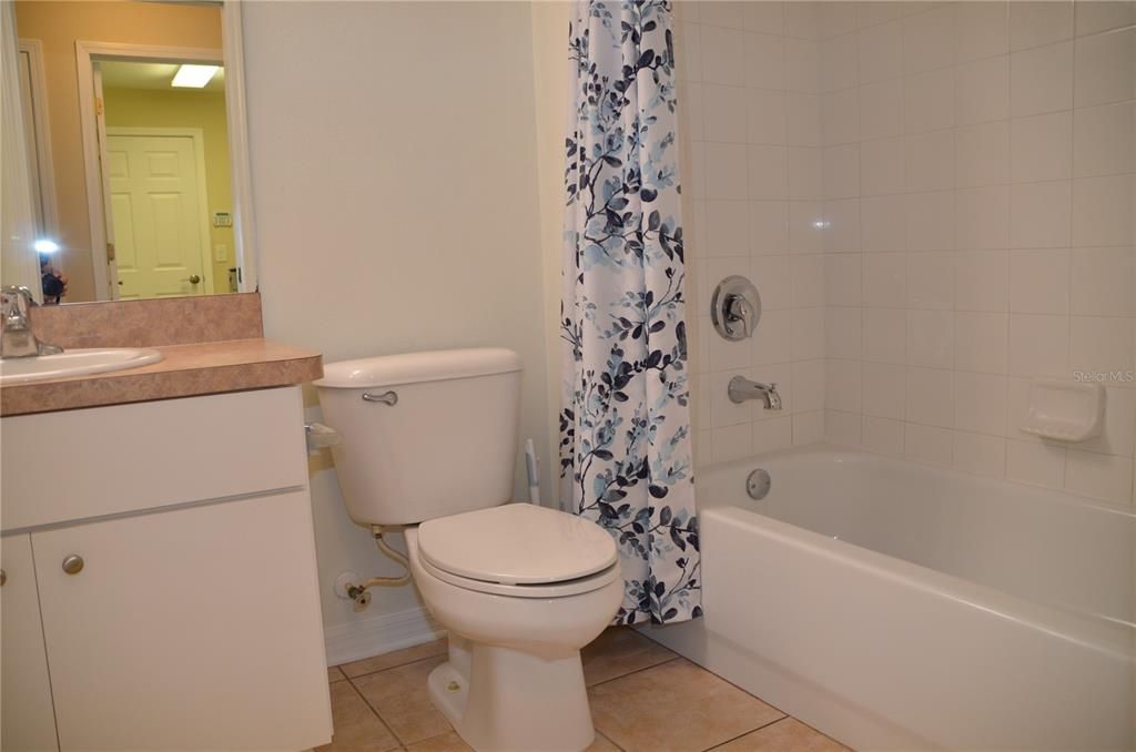 For Rent: $2,475 (3 beds, 2 baths, 1736 Square Feet)