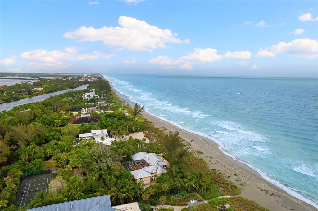 En Venta: $1,250,000 (0.19 acres)