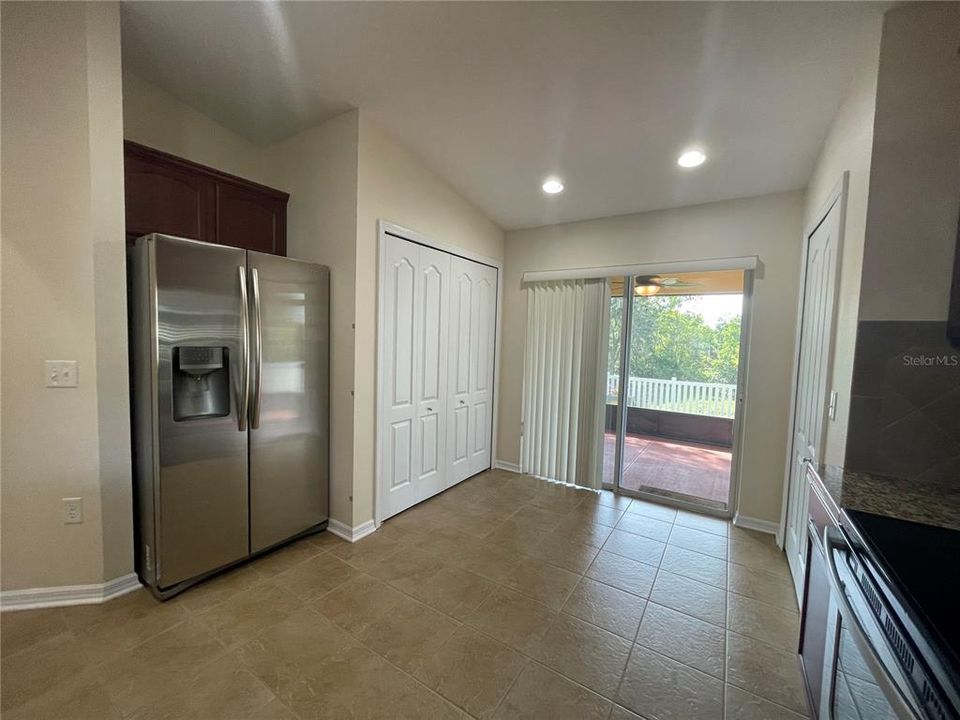 For Rent: $2,050 (3 beds, 2 baths, 1509 Square Feet)