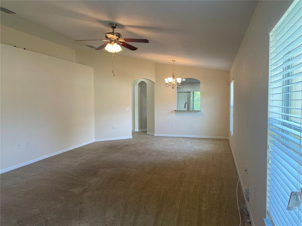 For Rent: $2,050 (3 beds, 2 baths, 1509 Square Feet)