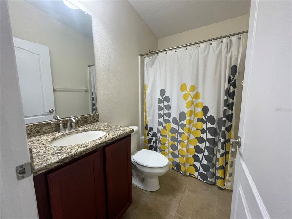 For Rent: $2,050 (3 beds, 2 baths, 1509 Square Feet)