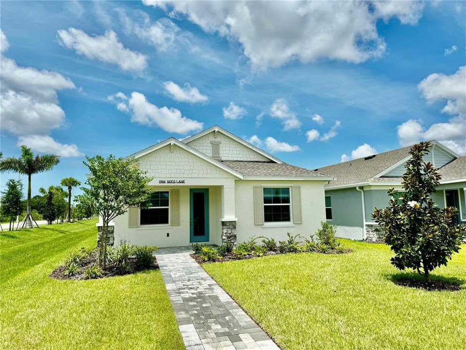 1984 Skeg LN Sarasota, FL 34240 Landings at Nautique Waterside Lakewood Ranch