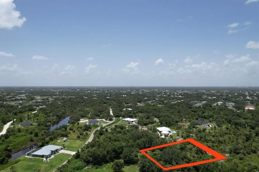 En Venta: $55,900 (0.23 acres)