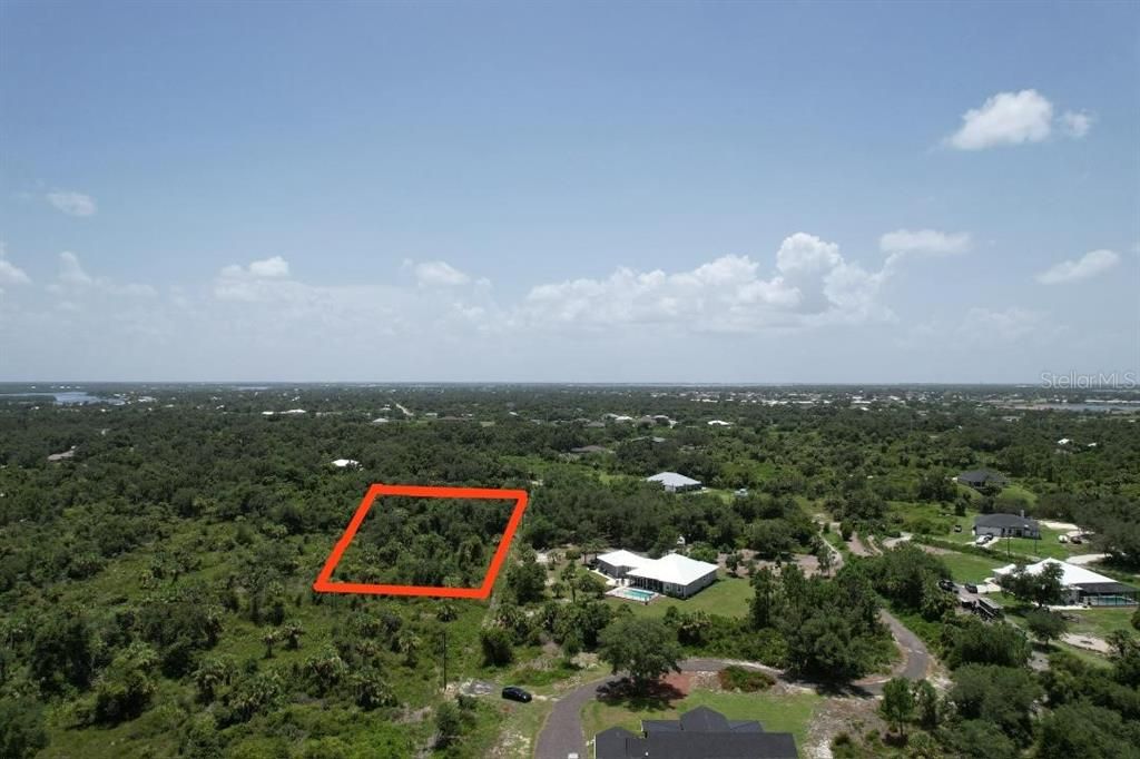 En Venta: $55,900 (0.23 acres)