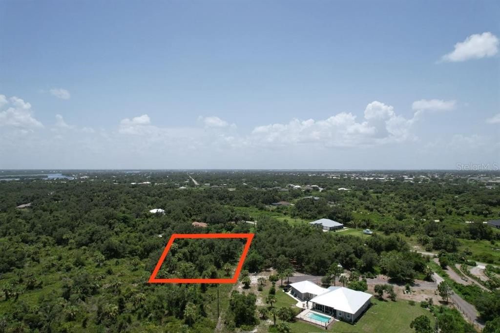 En Venta: $55,900 (0.23 acres)