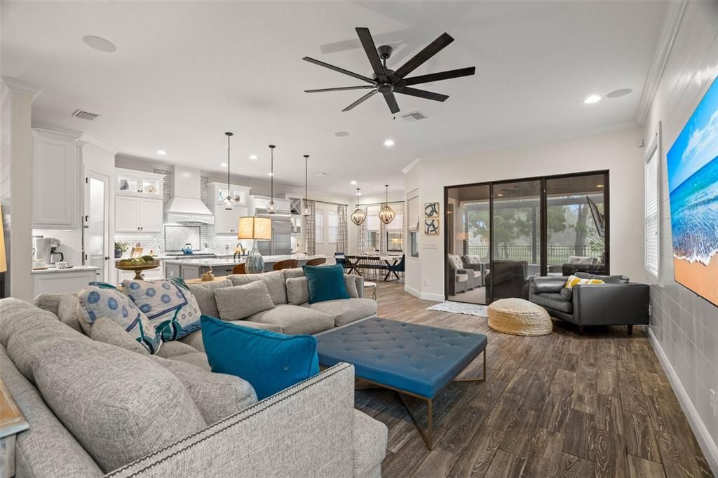 Active With Contract: $1,440,000 (4 beds, 4 baths, 3403 Square Feet)